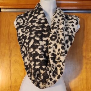 Leopard Grey/Cream Print Infinity Scarf, Reversable
